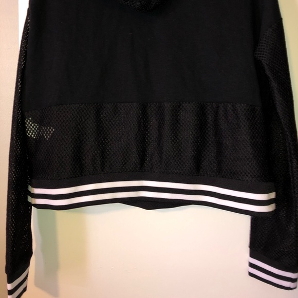 Fabletics - Picture 2 of 2